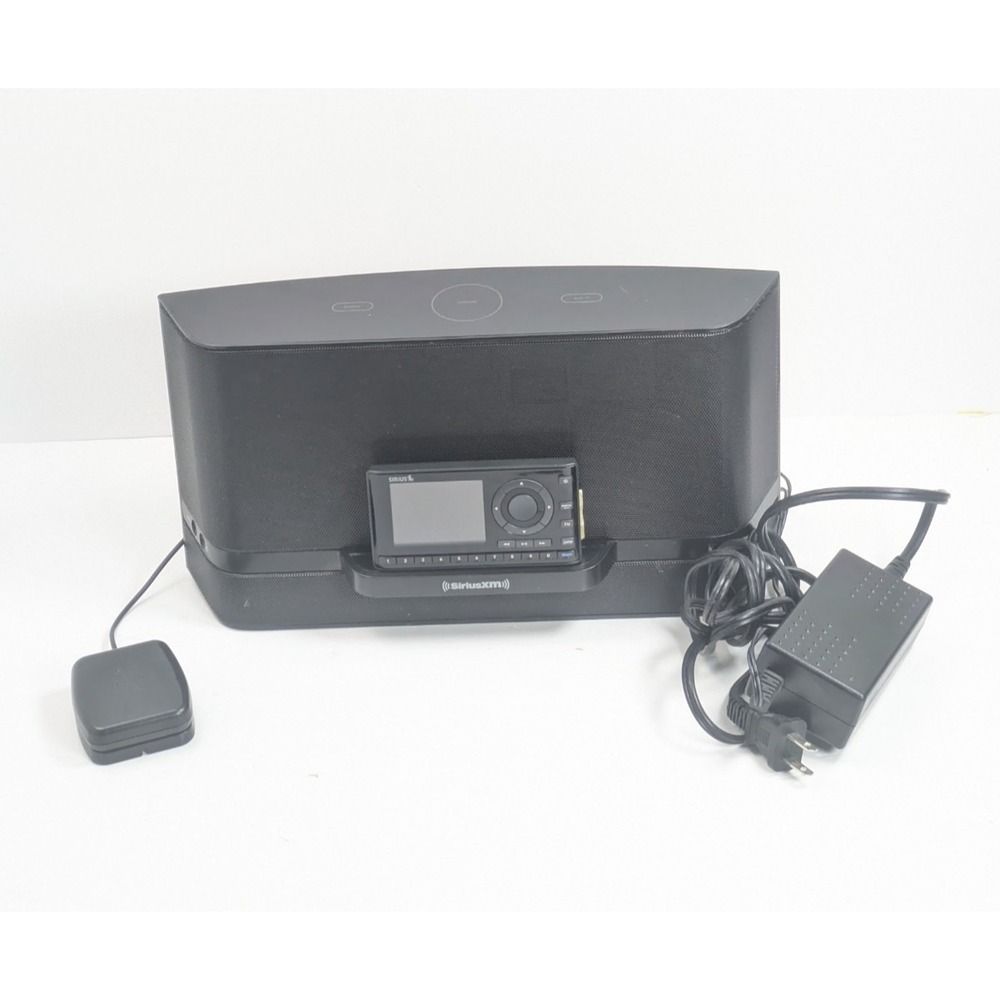 Sirius XM Satellite Radio Speaker Dock SUBX3C W/ Starmate8